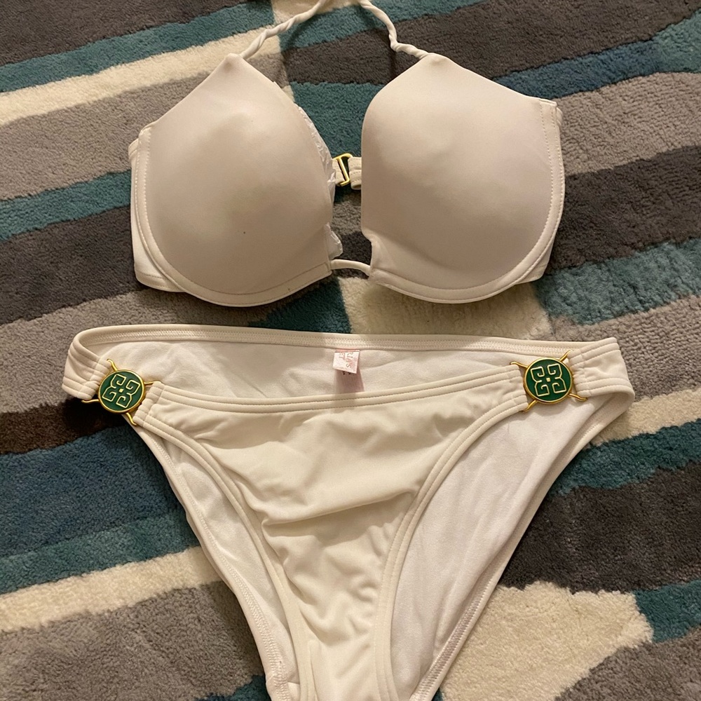Victoria Secret 2 pc Bikini. EUC